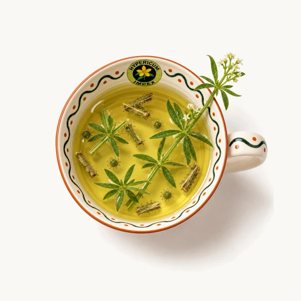 Ceai de Lipicioasă (Galium aparine) vrac 70g Hypericum. Stimulează drenajul limfatic, susține detoxifierea, are acțiune depurativă, diuretică și antioxidantă.